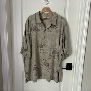 Tommy Bahama Gray Tropical Palm Tree Print 100% Silk Shirt